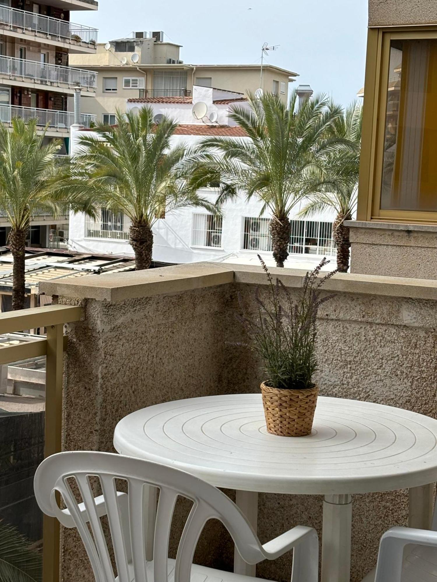 Apartamentos Amatista Salou Exterior foto